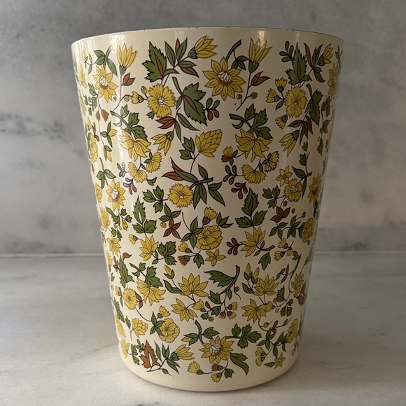 Vintage Floral Patterned Wastebasket or Trash Can - Picture 5 of 10